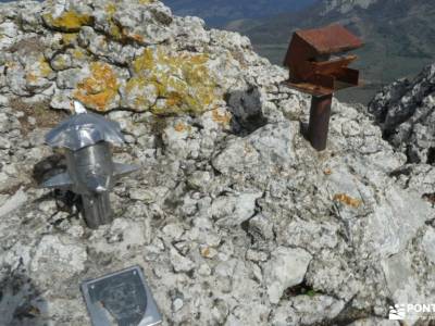 Valle Sakana-Sierras Navarra; tiatordos renclusa los pueblos negros hayedo montejo monte hijedo refu